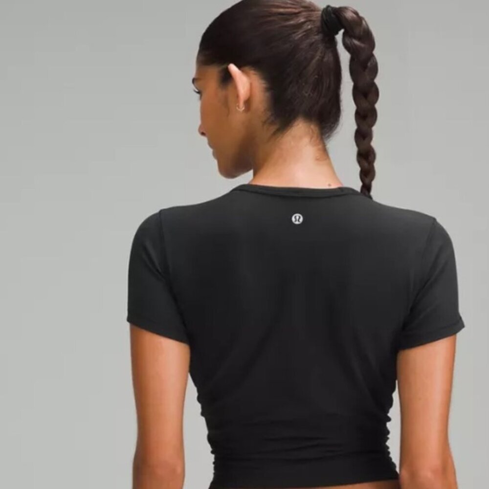 Lululemon Align Crop T Shirt Top V Neck Stretch Nu T-Shirt Soft Short Black 12